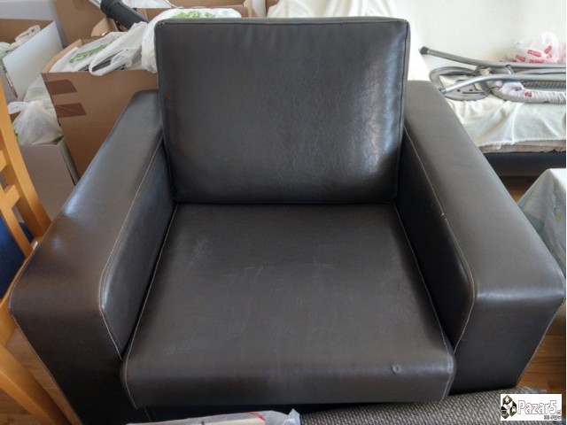 Кожна фотеља