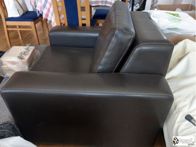 Кожна фотеља