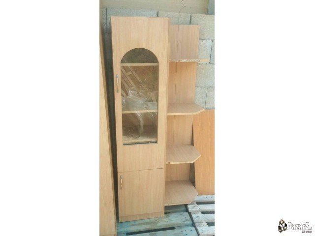 Комода во одлична состојба и кревет