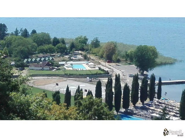 Plac 726m2  Prva Linija Pokraj Ezero 