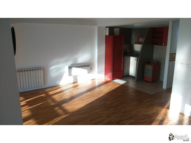 Stan Od 95m2 Vo Skopje Centar