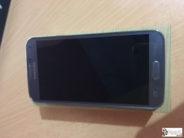 Prodavam Galaxy A5 2017 I Galaxy S5