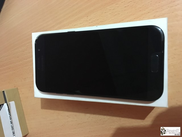 Prodavam Galaxy A5 2017 I Galaxy S5