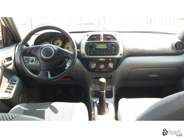 Se Prodava Toyota Rav4
