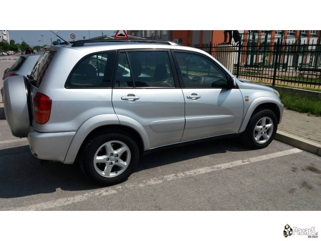 Se Prodava Toyota Rav4