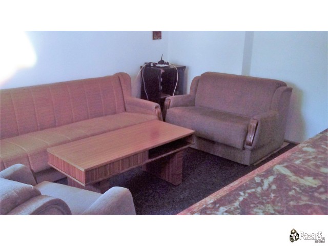 Izdavam Stan Vo Centar