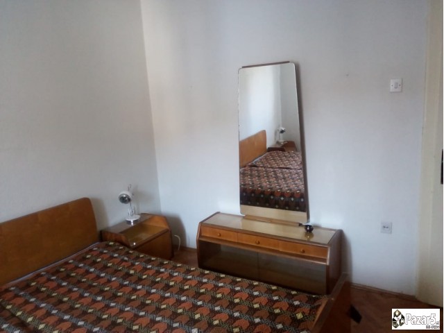 продавам употребуван мебел