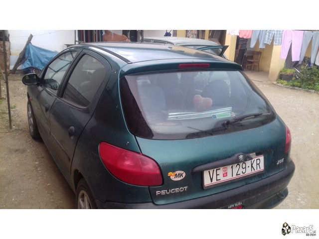 Se Prodava Peuget 206