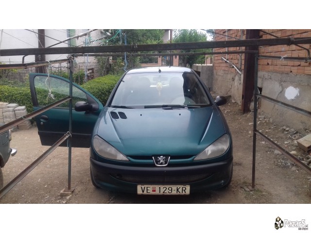 Se Prodava Peuget 206