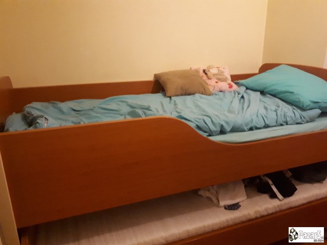 Продавам два кревети