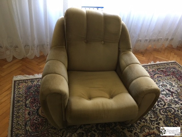 Гарнитура продавам