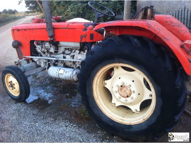 Se Prodava Ili Zemenuva Ursus C-360