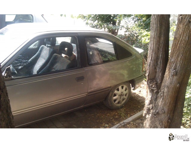 Prodavam Opel Kadet 1991god.1.6d Registriran Do 03