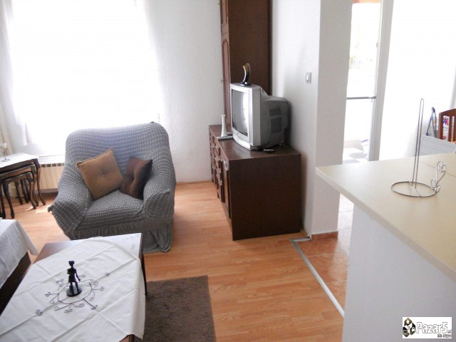 Издавам гарсоњера во Аеродром на приземје 