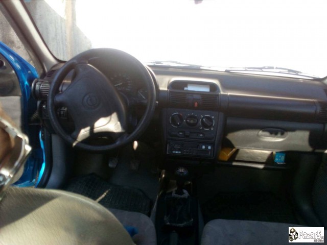 Prodavam Opel Corsa 1.0 