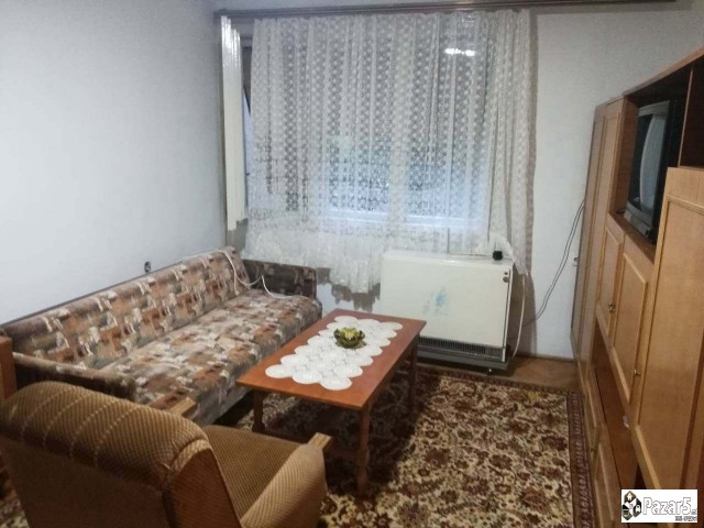 Изнајмувам еднособен,наместен стан, во К.Вода