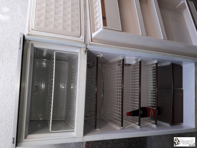 Se Prodava Frizider So Komora