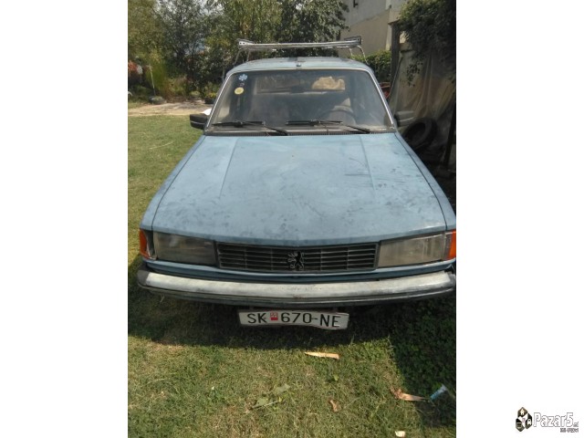 Prodavam Peugeot 305