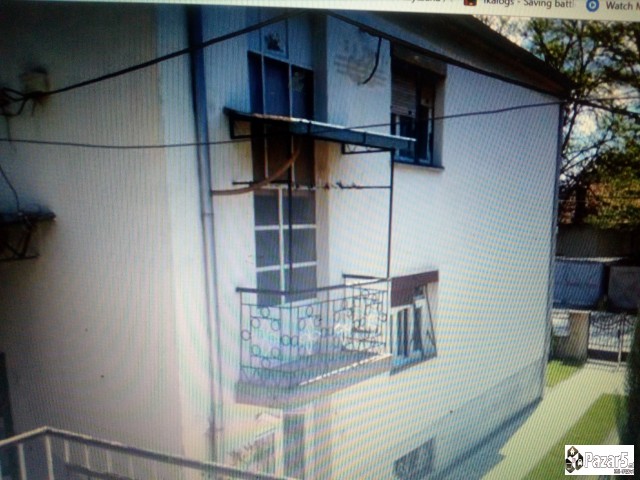 Продавам куќа