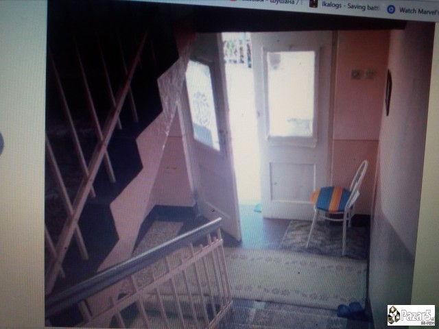 Продавам куќа