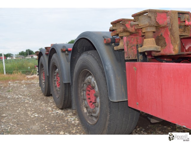 Poluprikolka Meusburger