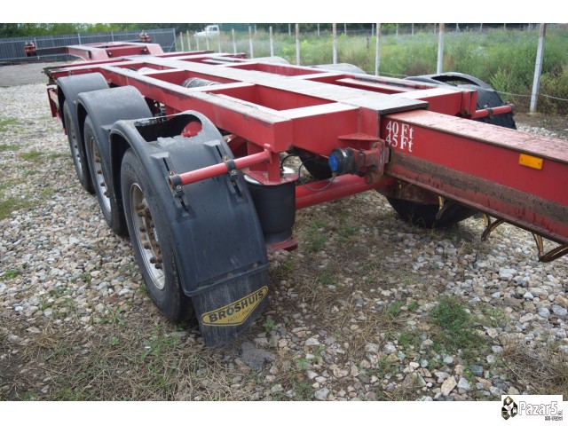 Poluprikolka Broshuis