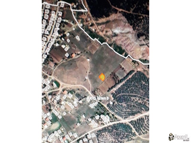 Се продава плац