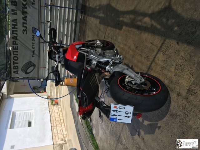 Aprilia Dorsoduro 750