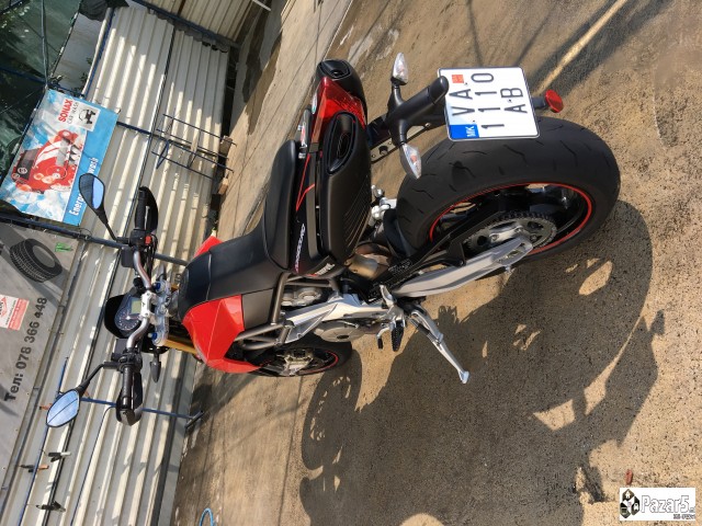 Aprilia Dorsoduro 750