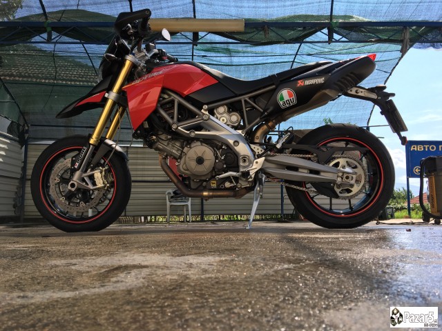 Aprilia Dorsoduro 750