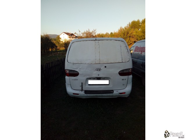Prodavam Hyndai H1