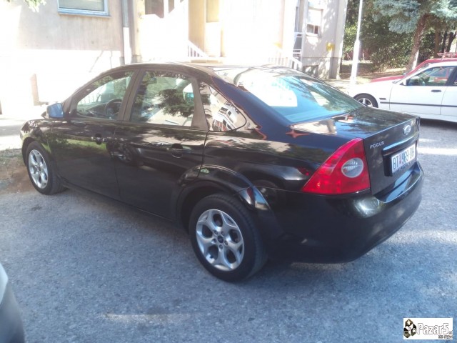 Ford Focus 1.4 I Trend