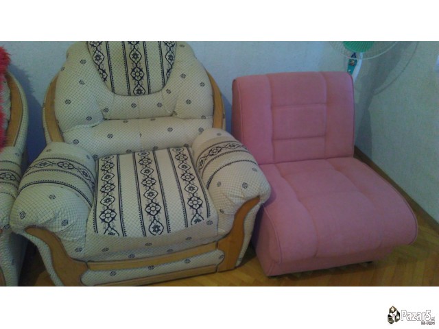 Prodavam Garnitura Po Povolna Cena