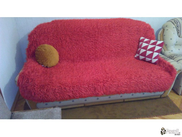 Prodavam Garnitura Po Povolna Cena