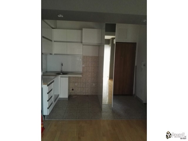 Издавање на двособен стан во нас.Аеродром