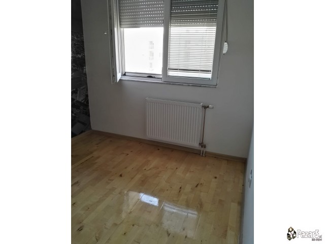 Издавање на двособен стан во нас.Аеродром