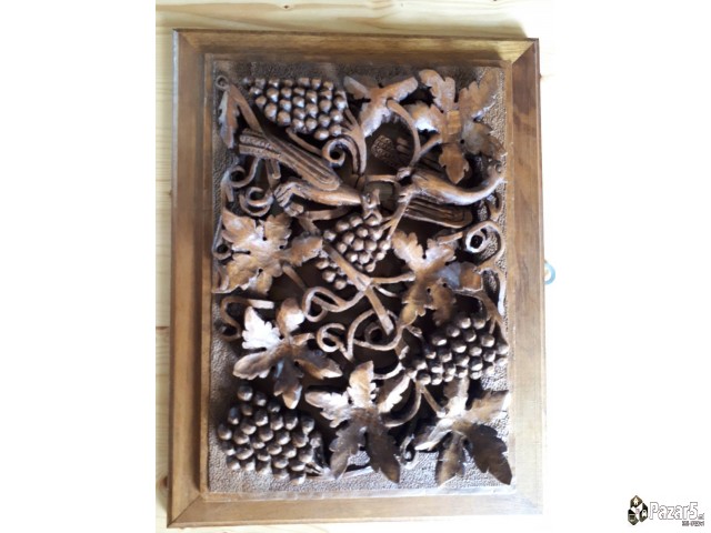  Продажба на икони- рачна изработка од дрво