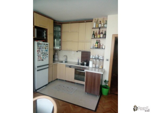 ПРОДАВАМ ДВОСОБЕН СТАН ВО НАС. ХИПОДРОМ