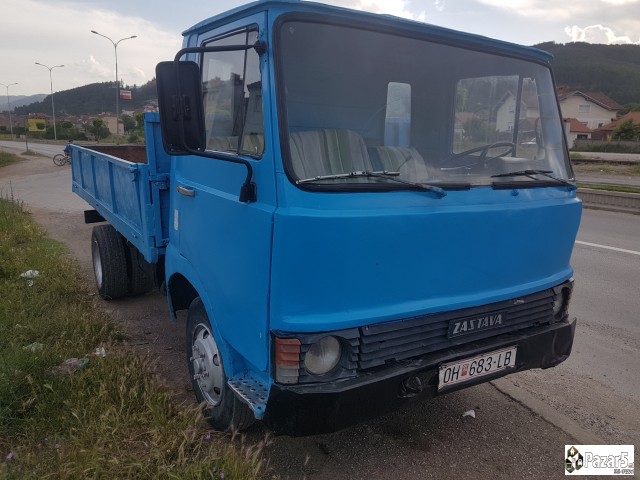 Zastava Kamion 640