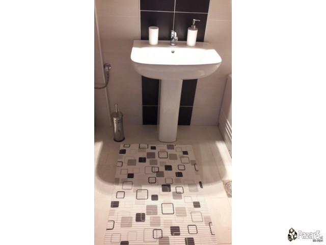 Се издава трособен стан во Аеродром