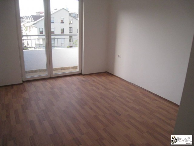 СЕ ПРОДАВА НОВ ТРОСОБЕН СТАН ВО КИСЕЛА ВОДА