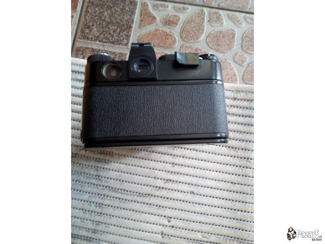 Fotoaparat Zenit Donesen Od Zwis