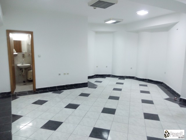 Izdavam Dukan Vo Naselba Aerdrom