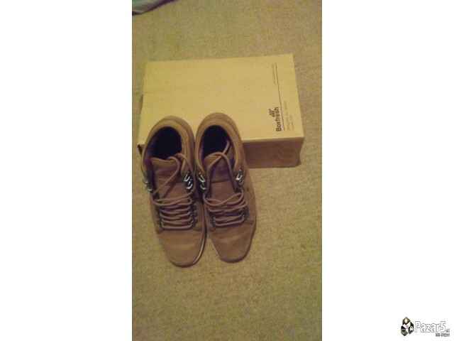 Продавам нови патики Boxfresh