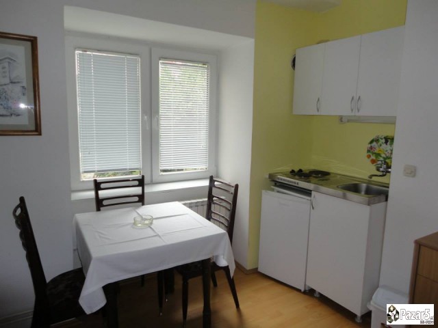 Издавам студија во центарот на Крушево