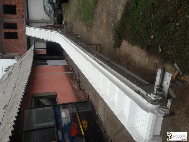 Pakerki Dozeri Mlinovi Transporteri Mesaci