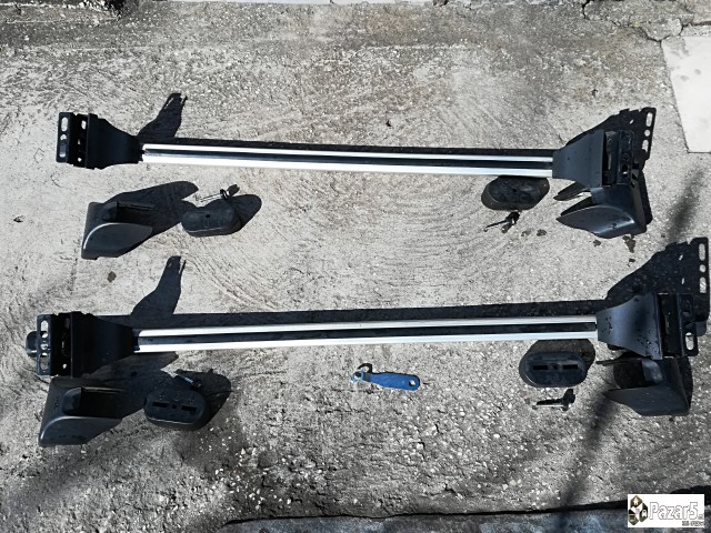 Nosaci Za Tule , Skii