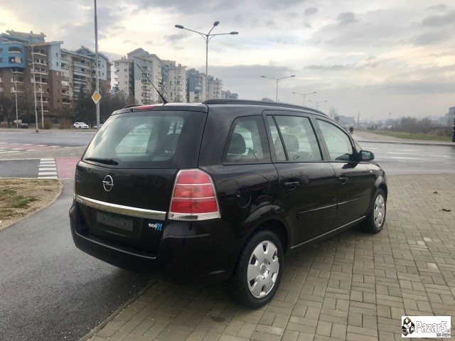 Opel Zafira 1.6  Benzin - Metan 2007g