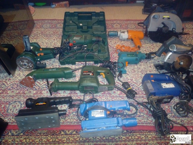 Se Prodava Alat Donesen Od Germanja Telfon Za Info