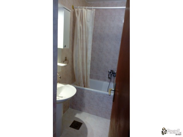 Izdavam Stan 65m2, Reonski Centar Aerodrom  